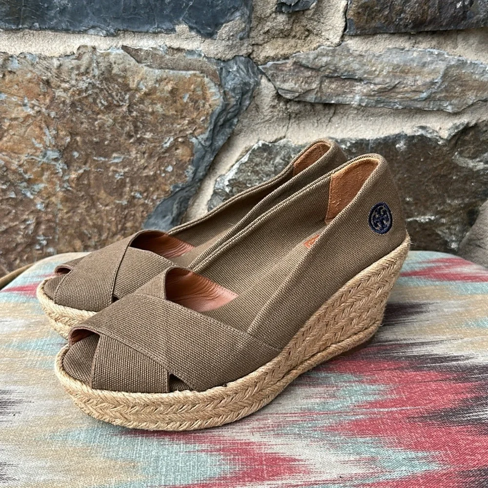 Tory Burch Filipa Canvas Espadrille Wedge Shoes in Tan Brown Size 6